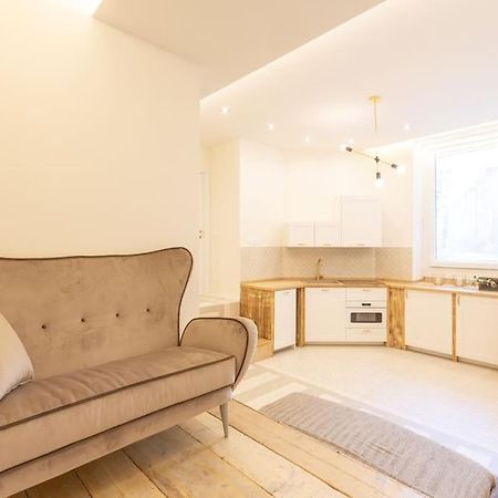 5Fo6 Navigli - Duomo - Boho - Minimal Apartment Milan Bagian luar foto