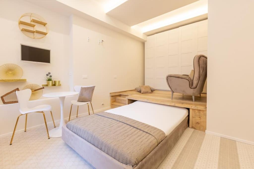 5Fo6 Navigli - Duomo - Boho - Minimal Apartment Milan Bagian luar foto