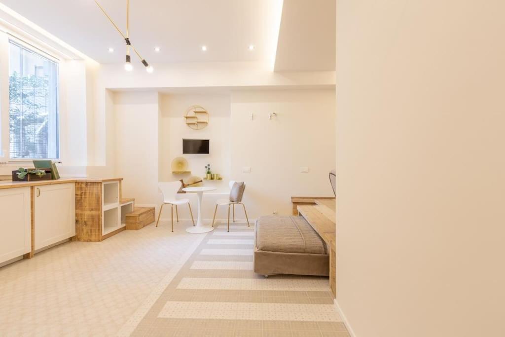 5Fo6 Navigli - Duomo - Boho - Minimal Apartment Milan Bagian luar foto